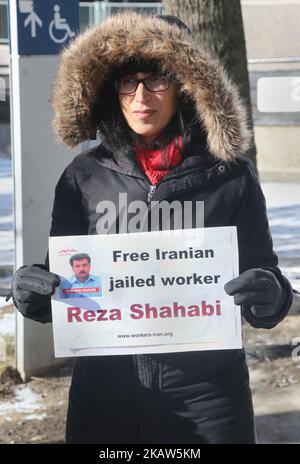 Les Canadiens-iraniens participent à une manifestation contre la République islamique d'Iran à Toronto, Ontario, Canada, on 14 janvier 2018. Les manifestants ont manifesté leur solidarité avec les manifestants anti-gouvernementaux en Iran et leur soutien à un soulèvement national du peuple iranien. Les manifestants ont appelé à un changement de régime pour la justice sociale, la liberté et la démocratie en Iran. (Photo de Creative Touch Imaging Ltd./NurPhoto) Banque D'Images