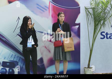 Les délégués étrangers arrivent au Sommet mondial des affaires du Bengale sur 16 janvier 2018 à Kolkata, Inde. (Photo de Debajyoti Chakraborty/NurPhoto) Banque D'Images