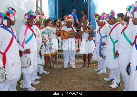 Participants du groupe folklorique Ticumbi ville à la fête Saint-Sébastien et Saint-Benoît, dans la ville d'Itaunas, Etat d'Espirito Santo, Brésil, sur 21 janvier 2018. (Photo de Gilson Borba/NurPhoto) Banque D'Images