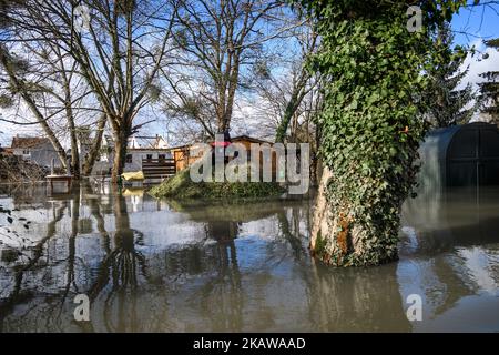 Débordement de la Seine à Villeneuve Saint Georges et Val de Marnes près de Paris, France, le 26 janvier 2018. Les habitants sont organisés pour le week-end comme FEDER triplant pour couper le pouvoir. (Photo de Julien Mattia/NurPhoto) Banque D'Images