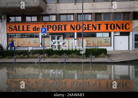 Débordement de la Seine à Villeneuve Saint Georges et Val de Marnes près de Paris, France, le 26 janvier 2018. Les habitants sont organisés pour le week-end comme FEDER triplant pour couper le pouvoir. (Photo de Julien Mattia/NurPhoto) Banque D'Images