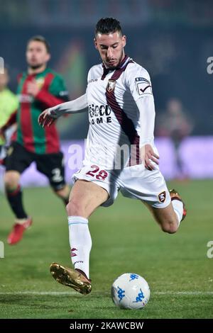 Mattia Sprocati de Salernitana marque le premier but lors du match de la série B entre Ternana et Salernitana au stade Libero Liberati de Terni, Italie sur 29 janvier 2018. (Photo de Giuseppe Maffia/NurPhoto) Banque D'Images