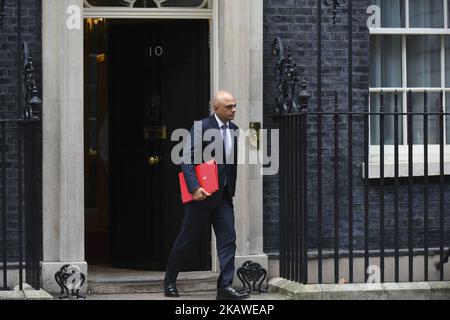 Le secrétaire au logement Sajid Javid quitte le numéro 10 à la suite d'une réunion du Cabinet à Downing Street le 2018 février à Londres, en Angleterre. (Photo par Alberto Pezzali/NurPhoto) Banque D'Images