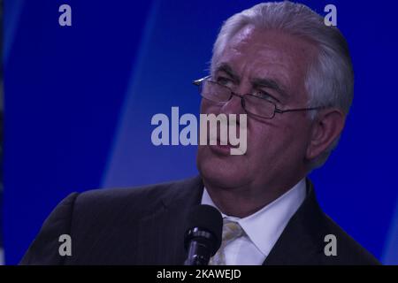 Le secrétaire d'État américain Rex Tillerson parle lors d'une conférence de presse conjointe avec le président colombien Juan Manuel Santos après s'être réuni au palais présidentiel de Bogota, en Colombie, le mardi 6 février 2018. (Photo de Daniel Garzon Herazo/NurPhoto) Banque D'Images