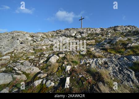 Chemin vers le haut de Bray Head. Jeudi, 15 février 2018, Dublin, Irlande. (Photo par Artur Widak/NurPhoto) Banque D'Images