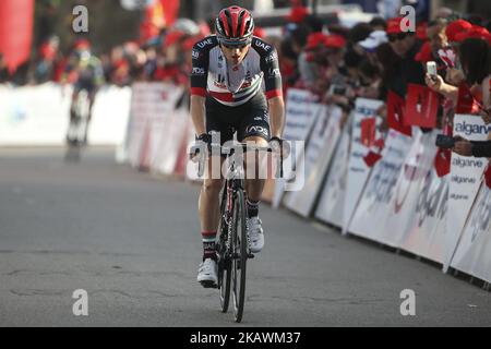 Ben Swift des Émirats de l'équipe des Émirats arabes Unis pendant la phase 5th de la visite à vélo de l'Algarve entre Faro et Alto do Malhao, sur 18 février 2018. (Photo de Filipe Amorim/NurPhoto) Banque D'Images