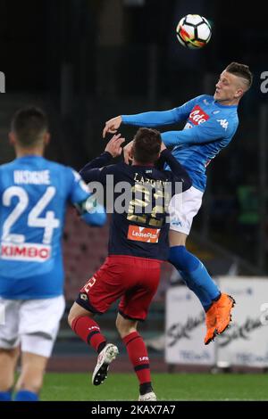 Piotr Zieliski (SSC Napoli) et Dardko Lazovic de Gênes CFC pendant la série italienne De football SSC Napoli / Genia FCF au stade S. Paolo de Naples sur 18 mars 2018 (photo de Paolo Manzo/NurPhoto) Banque D'Images