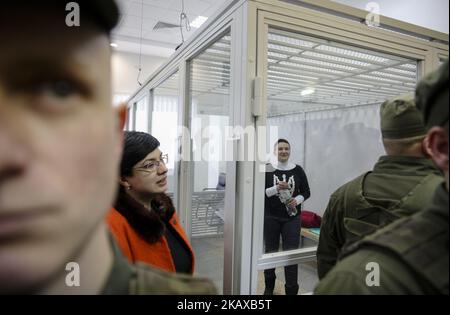 Arrêté en accusation de terrorisme, le député Nadia Savchenko est vu dans la cage du tribunal pendant l'audience à Kiev, en Ukraine, au 29 mars 2018. La Cour d'appel de Kiev entend l'affaire de l'arrestation de Nadia Savchenko. (Photo par Sergii Kharchenko/NurPhoto) Banque D'Images