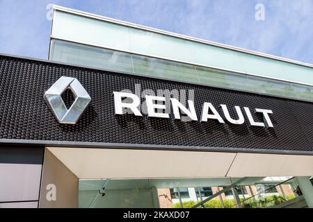 Bogota Colombie,El Chico Calle 94,Renault nouveau logo de concessionnaire de voiture, magasin magasins affaires commerces de magasins marché des marchés de vente buyi Banque D'Images