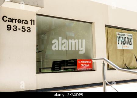 Bogota Colombie,El Chico Carrera 11,signez l'information commerciale immobilier bureau espace loyer économie,Colombiens Hispaniques hispaniques ainsi Banque D'Images