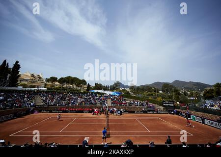 Vue générale de la cour principale pendant le match entre Carla Suarez Navarro d'Espagne et Veronica Cepede Royg du Paraguay pendant le premier jour du match de la Fedcup World Group II play-offs match entre l'Espagne et le Paraguay au Centro de Tenis la Manga Club sur 21 avril 2018 à la Manga, Espagne (photo de David Aliaga/NurPhoto) Banque D'Images