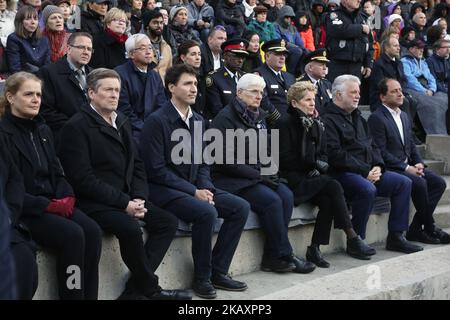 Le premier ministre canadien Justin Trudeau, le premier ministre de l'Ontario Kathleen Wynne, Et le maire de Toronto, John Tory, faisait partie des dignitaires qui ont assisté à une veillée interconfessionnelle à Nathan Phillips Square, à la mémoire des 10 personnes tuées et des 15 personnes blessées lors d'une attaque meurtrière contre une fourgonnette à Toronto (Ontario), au Canada, le 29 avril 2018. Alek Minassian est identifié comme le conducteur qui a fait descendre un certain nombre de piétons, tuant 10 personnes et blessant 15 autres personnes, y compris laissant 4 personnes dans un état critique, dans la rue Yonge et l'avenue Finch de North York à Toronto vers 1 h 30pm sur 23 avril 2018. (Photo par Creat Banque D'Images