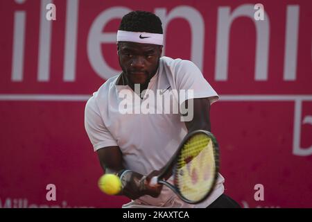 Frances Tiafoe en action pendant le tournoi de tennis Open d'Estoril à Estoril, Portugal sur 4 mai 2018. (Photo de Carlos Costa/NurPhoto) Banque D'Images