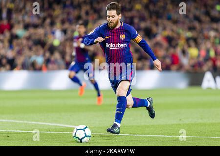 Le FC Barcelone avance Lionel Messi (10) lors du match entre le FC Barcelone et le Real Madrid, pour la ronde 36 de la Liga Santander, joué au Camp nou le 6th mai 2018 à Barcelone, Espagne. -- (photo par Urbanandsport/NurPhoto) Banque D'Images