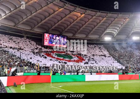 Les supporters de Juventus lors du match final de la TIM Cup - Coppa Italia entre Juventus et l'AC Milan au Stadio Olimpico, Rome, Italie, le 9 mai 2018. (Photo de Giuseppe Maffia/NurPhoto) Banque D'Images