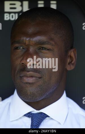 Clarence Seedorf entraîneur-chef de Deportivo de la Coruna regarde avant le match de la Liga entre Valencia CF et Deportivo de la Coruna à Mestalla on 20 mai 2018 à Valence, Espagne (photo de David Aliaga/NurPhoto) Banque D'Images