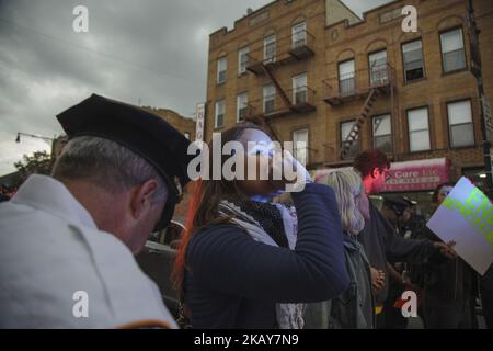 (6/6/2018) des membres du chapitre New-yorkais des socialistes démocrates d'Amérique ont été arrêtés pour un acte de désobéissance civile. La loi faisait suite au détenu de Pablo Villavicencio par ICE (photo de Shay Horse/NurPhoto) Banque D'Images