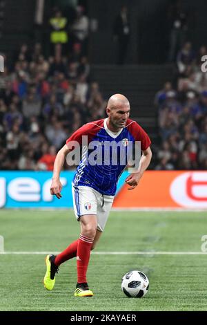 Zinedine Zidane lors d'une exposition de football entre l'équipe nationale française de football de la coupe du monde 1998 et la FIFA 98 composée d'anciens joueurs internationaux, pour marquer le 20th anniversaire de la victoire de la coupe du monde 1998 en France, sur 12 juin 2018 à l'U Arena de Nanterre, près de Paris. (Photo de Julien Mattia/NurPhoto) Banque D'Images