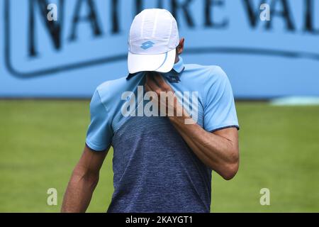 John Millman (AUS) en action lors des Championnats de fièvre 1st Round Match contre Novak Djokovic (SRB) au Queen's Club, Londres, le 19 juin 2018 (photo d'Alberto Pezzali/NurPhoto) Banque D'Images