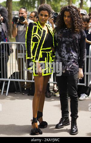 Un invité est vu lors de la semaine de la mode des hommes à Paris Printemps/été 2019 - jour 5, à Paris, France, sur 25 juin 2018. (Photo de Nataliya Petrova/NurPhoto) Banque D'Images