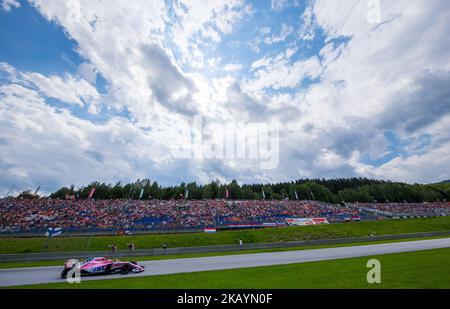 Esteban Ocon, de France, et le pilote Sahara Force India, sont en cours de qualification au Grand Prix autrichien de Formule 1, le 30 juin 2018, à l'anneau de taureau rouge, à Spielberg, en Autriche. (Photo de Robert Szaniszló/NurPhoto) Banque D'Images