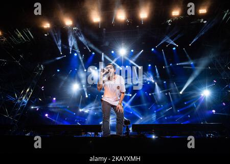 Silvano Albanese connu par son nom de scène Coez en direct sur scène à Rome au festival Rock in Roma devant 32000 personnes, Rome, Italie, le 7 juillet 2018. (Photo de Giuseppe Maffia/NurPhoto) Banque D'Images