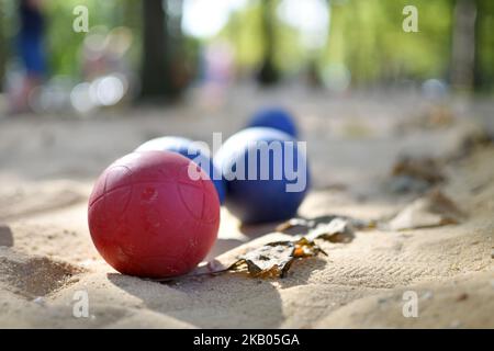 Des jeux gratuits sont offerts pendant que les membres de la communauté célèbrent l'été à l'Oval, sur la promenade Benjamin Franklin, à Philadelphie, en Pennsylvanie, sur 20 juillet 2018. Un espace public avec aire de jeux, terrain de pulvérisation, café en plein air, camions et divertissements est installé à Eakins Oval, près du musée d'art Steps jusqu'à 19 août. (Photo de Bastiaan Slabbers/NurPhoto) Banque D'Images