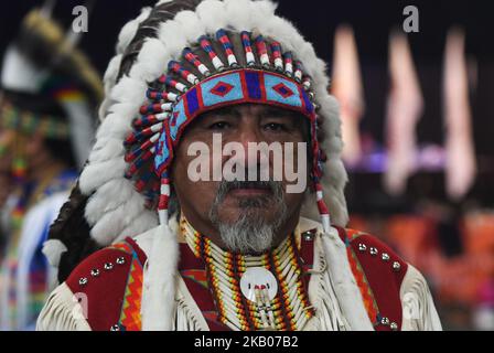 Membre des Premières nations lors de la troisième compétition annuelle de Pow Wow traditionnel, au K-Days Festival à Edmonton. Plus de 700 danseurs des Premières nations de dizaines de tribus différentes seront présentés à K-Days à Edmonton pendant trois jours cette semaine. Mardi, 24 juillet 2018, à Edmonton, en Alberta, Canada. (Photo par Artur Widak/NurPhoto) Banque D'Images