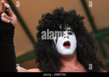 Ian Kurz (le personnage Starchild de Paul Stanley) du premier groupe de BAISER du Canada, Destroyer, se produit au K-Days Festival à Edmonton. Mercredi, 25 juillet 2018, dans le parc Northlands, Edmonton, Alberta, Canada. (Photo par Artur Widak/NurPhoto) Banque D'Images