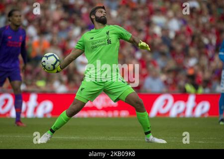 Alisson Becker de Liverpool lors du match amical du club international entre Liverpool FC et SSC Napoli au stade Aviva de Dublin, Irlande sur 4 août 2018 (photo d'Andrew Surma/NurPhoto) Banque D'Images