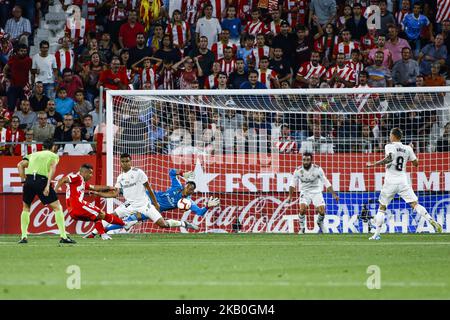 10 Borja Garcia de l'Espagne marquant le but pour Girona FC pendant le match de la Liga entre Girona FC contre le Real Madrid dans le stade Montilivi à Gérone, le 26 août 2018, Espagne. (Photo par Xavier Bonilla/NurPhoto) Banque D'Images