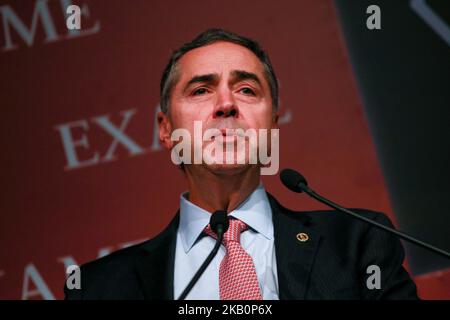 Le ministre de la Cour suprême fédérale (STF), Luis Roberto Barroso, participe au forum d'examen 2018 qui s'est tenu à l'hôtel unique, à São Paulo, sur 03 septembre 2018. L'événement aborde les perspectives pour les entreprises et le développement de l'économie et de l'éducation au cours des quatre prochaines années. (Photo par Dario Oliveira/NurPhoto) Banque D'Images