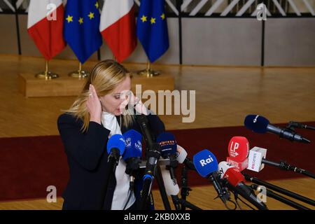 Bruxelles, Belgique. 03rd novembre 2022. Le nouveau Premier ministre italien Giorgia Meloni s'adresse à la presse à la suite d'une réunion au siège du Conseil européen à Bruxelles, Belgique, sur 3 novembre 2022. Crédit: ALEXANDROS MICHAILIDIS/Alamy Live News Banque D'Images