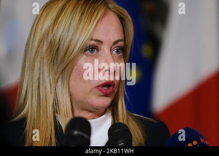 Bruxelles, Belgique. 03rd novembre 2022. Le nouveau Premier ministre italien Giorgia Meloni s'adresse à la presse à la suite d'une réunion au siège du Conseil européen à Bruxelles, Belgique, sur 3 novembre 2022. Crédit: ALEXANDROS MICHAILIDIS/Alamy Live News Banque D'Images