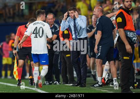 Kyle Lafferty et Steven Gerrard du FC Rangers célèbrent un but lors du match de l'UEFA Europa League Group G entre le FC Villarreal et le FC Rangers au stade la Ceramica sur 20 septembre 2018 à Vila-Real, en Espagne. (Photo de Maria Jose Segovia/NurPhoto) Banque D'Images