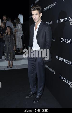 Jon Kortajarena participe à la photocall 'New Douglas' au VP Hotel on 27 septembre 2018 à Madrid, Espagne. (Photo par Oscar Gonzalez/NurPhoto) Banque D'Images