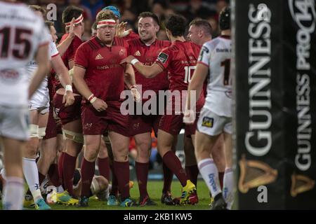 Les joueurs de Munster fêtent le match Guinness PRO14 entre le rugby Munster et le rugby Ulster au parc Thomond de Limerick, Irlande sur 29 septembre 2018 (photo par Andrew Surma/NurPhoto) Banque D'Images