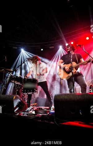 Le groupe populaire australien Pierce Brothers se présente à fabrique à Milan, en Italie, le 29 septembre 2018. (Photo de Roberto Finizio/NurPhoto) Banque D'Images