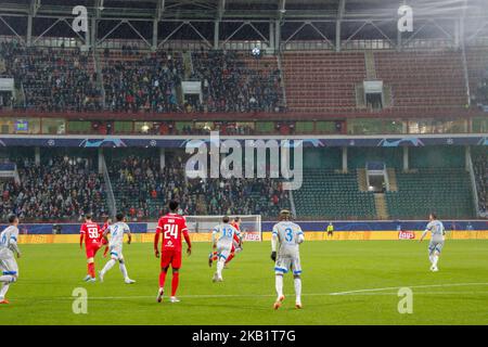 Joueurs de Lokomotiv et de Schalke pendant le match de groupe D de la Ligue des champions de l'UEFA entre le FC Lokomotiv Moscou et le FC Schalke 04 au stade de Lokomotiv sur 3 octobre 2018 à Moscou, en Russie. (Photo par Alex Cavendish/NurPhoto) Banque D'Images