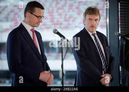 Mateusz Morawiecki et Zbigniew Boniek à Varsovie, Pologne, le 29 mai 2018 (photo de Mateusz Wlodarczyk/NurPhoto) Banque D'Images