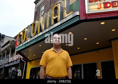 Peter Urscheler, maire à temps partiel de l'arrondissement de Phoenixville, pose une photo devant le Colonial, situé au coeur du corridor commercial de Phoenixville, PA, sur 21 août 2018. Afin de promouvoir et d'assurer son récent soulèvement économique, un groupe communautaire a annoncé des plans pour une extension ferroviaire reliant le quartier du comté de Chester à la ville de Philadelphie, à 28 milles au sud-est. (Photo de Bastiaan Slabbers/NurPhoto) Banque D'Images