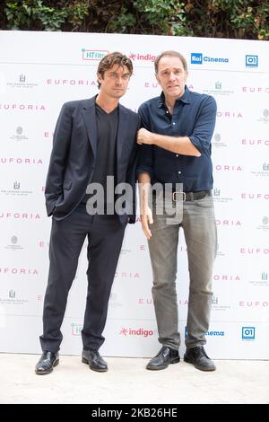 Riccardo Scamarcio, Valerio Mastrandrea pendant la séance photo pour la présentation du nouveau film de Valeria Golino, 'Euforia', à Rome, Italie, sur 16 octobre, 2018. (Photo de Mauro Fagiani/NurPhoto) Banque D'Images