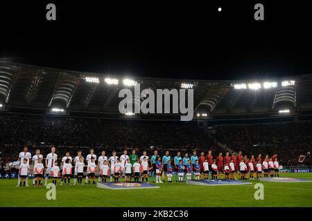 Alignement du CSKA Moscou et DES Roms lors du match G de la Ligue des champions de l'UEFA entre LES AS Roma et le PFC CSKA Moscou au Stadio Olimpico sur 23 octobre 2018 à Rome, Italie. (Photo de Danilo Di Giovanni/NurPhoto) Banque D'Images