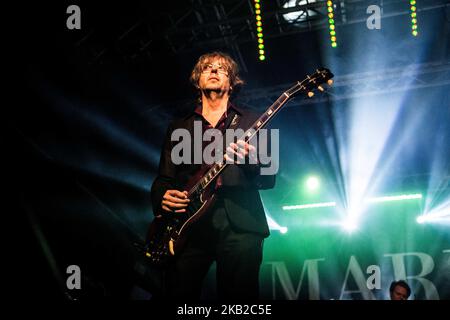 Riccardo Tisio du groupe de rock indépendant italien Marlene Kuntz, en direct à Magazzini Generali Milan Italie (photo de Roberto Finizio/NurPhoto) Banque D'Images