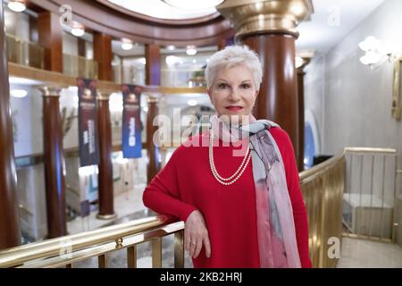 La soprano italienne Mariella Devia pose pendant la séance de portraits au Teatro Real de Madrid. Espagne. , 26 octobre 2018. (Photo par Oscar Gonzalez/NurPhoto) Banque D'Images