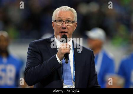 Rod Wood, président de l'équipe des Lions de Detroit, a prononcé un discours en l'honneur de l'admission de trois anciens joueurs des Lions de Detroit en tant que légendes de la fierté des Lions pendant la mi-temps d'un match de football de la NFL contre les Seahawks de Seattle à Detroit, Michigan, États-Unis, dimanche, 28 octobre 2018. (Photo par Amy Lemus/NurPhoto) Banque D'Images