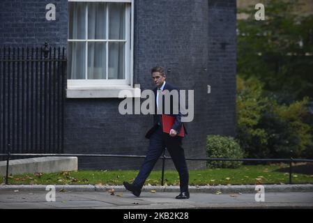 Le secrétaire britannique à la Défense, Gavin Williamson, arrive pour assister à une réunion du cabinet au 10 Downing Street à Londres, sur 29 octobre 2018, avant la présentation du budget annuel du gouvernement au Parlement. (Photo par Alberto Pezzali/NurPhoto) Banque D'Images