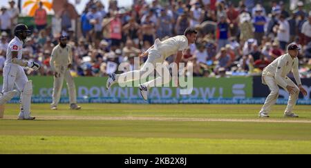 Le cricketer d'Angleterre James Anderson livre une balle pendant les 2nd jours de jeu du premier match de cricket d'essai entre le Sri Lanka et l'Angleterre au stade international de cricket de Galle, Galle, Sri Lanka. 11-07-2018 (photo de Thharaka Basnayaka/NurPhoto) Banque D'Images