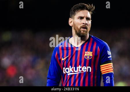 10 Léo Messi, de l'Argentine, du FC Barcelone, revient jouer après le rétablissement de sa blessure au bras lors du match de football de la ligue espagnole entre le FC Barcelone et Real Betis au stade Camp Nou de Barcelone sur 11 novembre 2018. (Photo par Xavier Bonilla/NurPhoto) Banque D'Images