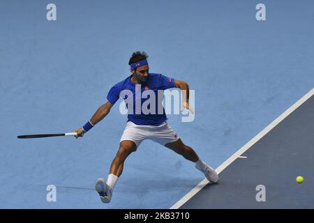 Roger Federer, de Suisse, retourne le ballon lors de son match de rovin rond contre Kevin Anderson, d'Afrique du Sud, lors du cinquième jour des finales de Nitto ATP à l'Arena O2 sur 15 novembre 2018, à Londres, en Angleterre. (Photo par Alberto Pezzali/NurPhoto) Banque D'Images